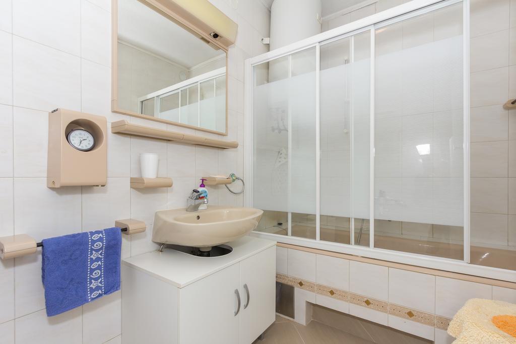 Apartment Ivo ポドストラナ エクステリア 写真